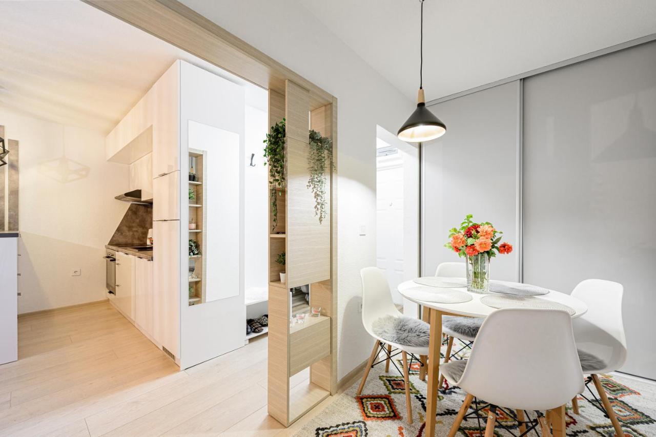 Apartment Una Alipasino With Two Bedrooms SJJ Exteriör bild